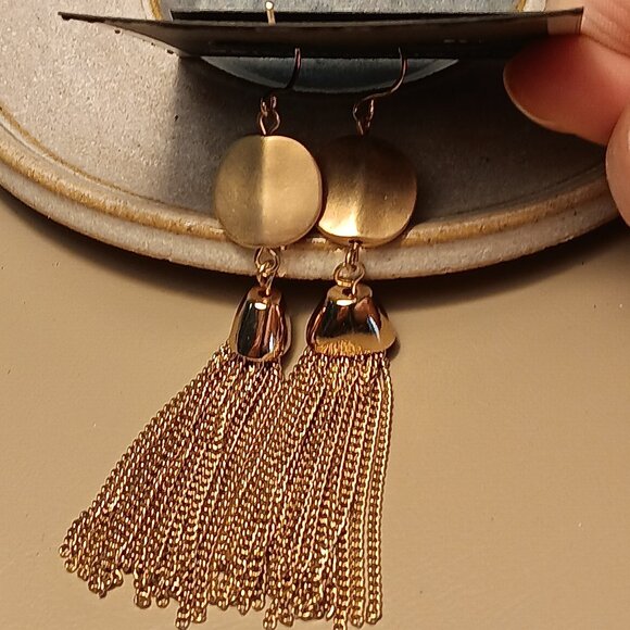 Carol Dauplaise Stein Mart gold tone chain tassel drop earrings - NWT - Picture 3 of 6
